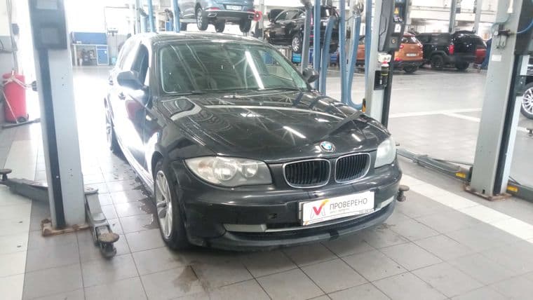 BMW 1 серия 2011 года, 185 000 км - вид 2