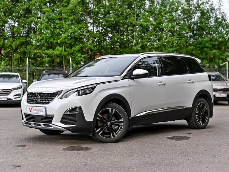Peugeot 5008 2018 года, 63 138 км - вид 1