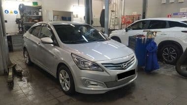 Hyundai Solaris 2015 года, 117 123 км - вид 2
