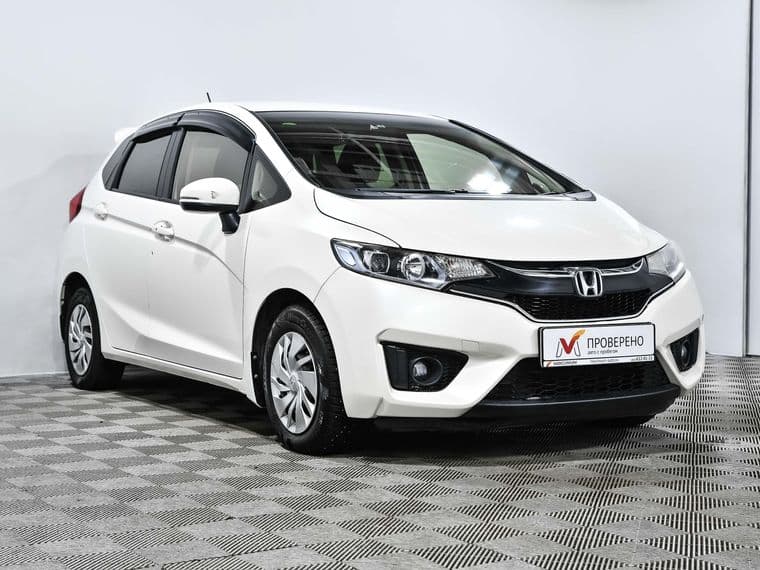 Honda Fit, 2016 - вид 2