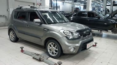 KIA Soul 2013 года, 128 581 км - вид 2