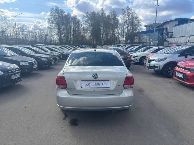 Volkswagen Polo, 2015 - вид 4