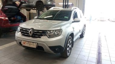 Renault Duster 2022 года, 114 247 км - вид 1