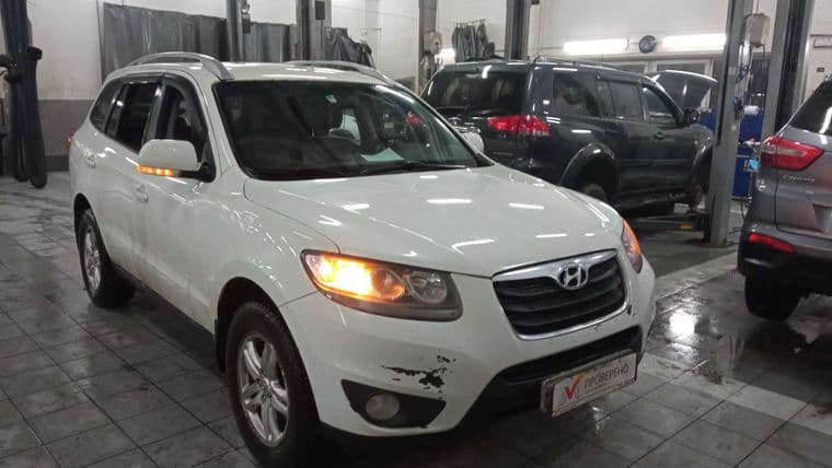 Hyundai Santa Fe 2010 года, 259 256 км - вид 2