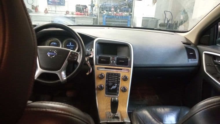 Volvo XC60, 2011 - вид 4