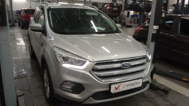 Ford Kuga 2018 года, 68 000 км - вид 2