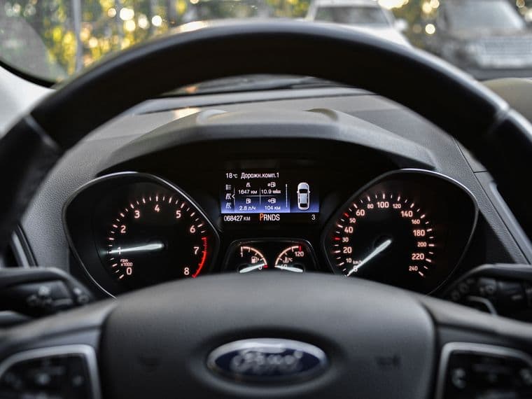 Ford Kuga, 2018 - вид 4