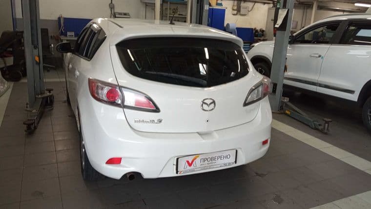 Mazda 3, 2012 - вид 4