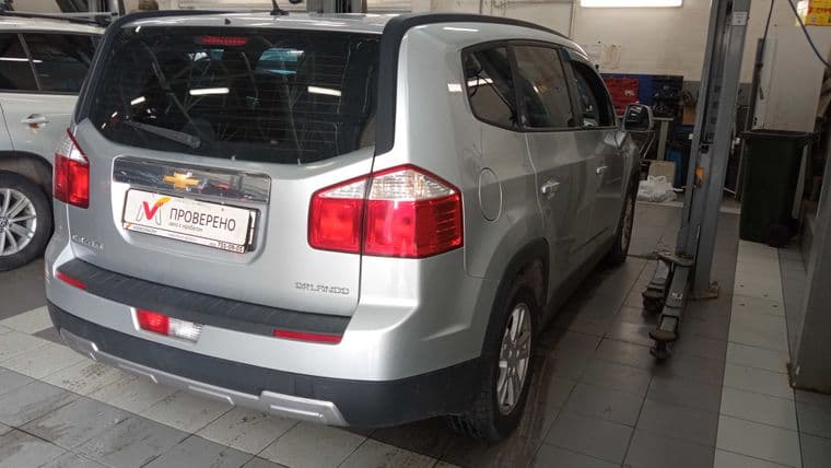 Chevrolet Orlando, 2012 - вид 2