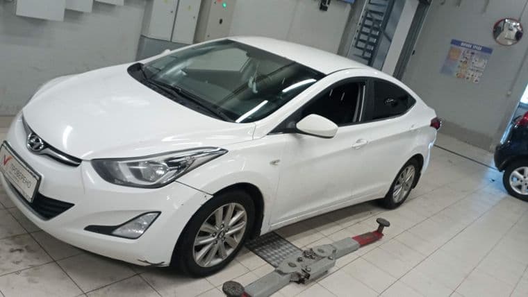 Hyundai Elantra, 2014