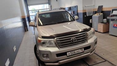 Toyota Land Cruiser 2013 года, 251 282 км - вид 1