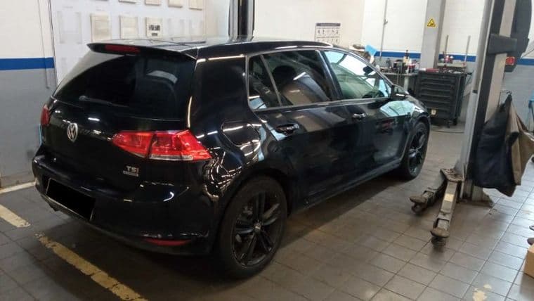 Volkswagen Golf, 2013 - вид 2