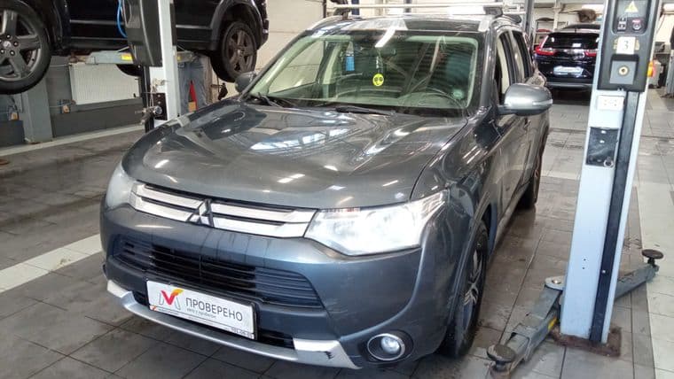Mitsubishi Outlander, 2014