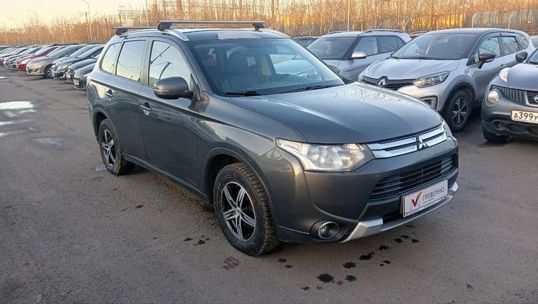 Mitsubishi Outlander, 2014 - вид 2