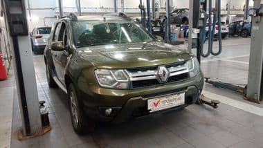 Renault Duster 2015 года, 188 389 км - вид 2