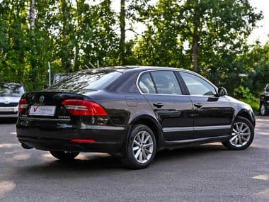 Skoda Superb 2014 года, 221 774 км - вид 2