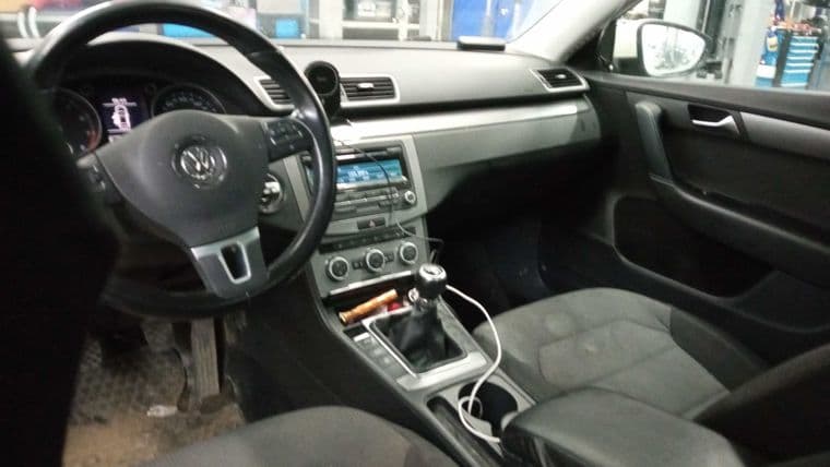 Volkswagen Passat, 2012 - вид 4