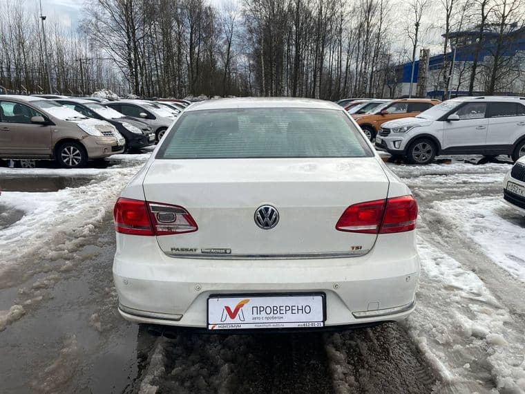 Volkswagen Passat, 2012 - вид 4