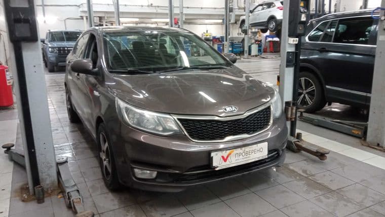 KIA Rio 2017 года, 73 270 км - вид 2