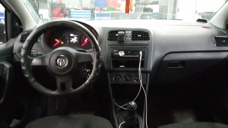 Volkswagen Polo, 2014 - вид 2