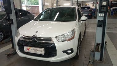 Citroen DS 4 2013 года, 111 000 км - вид 1
