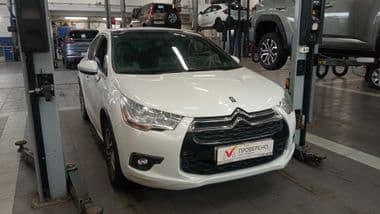 Citroen DS 4 2013 года, 111 000 км - вид 2