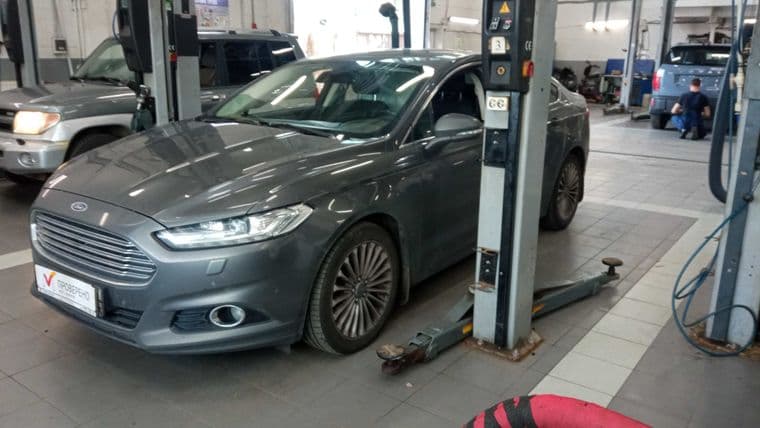 Ford Mondeo 2017 года, 176 913 км - вид 1
