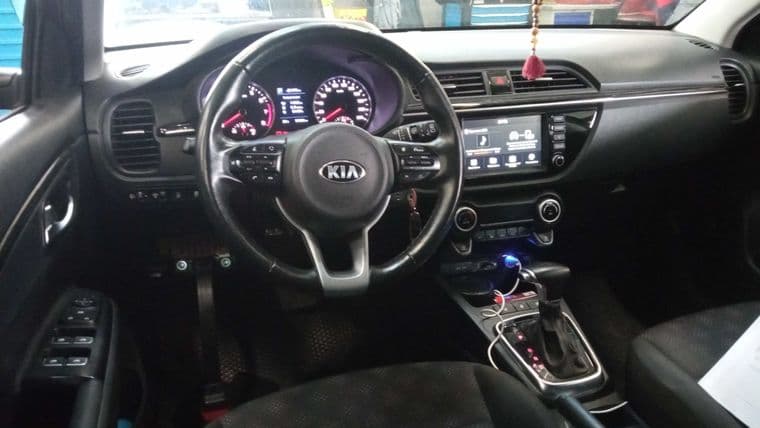 Kia Rio X-Line, 2019 - вид 4
