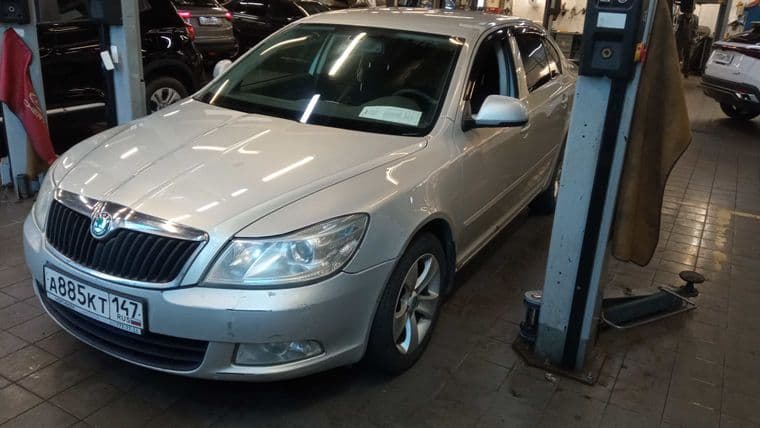Skoda Octavia 2012 года, 297 106 км - вид 1