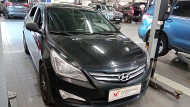 Hyundai Solaris 2016 года, 123 000 км - вид 2