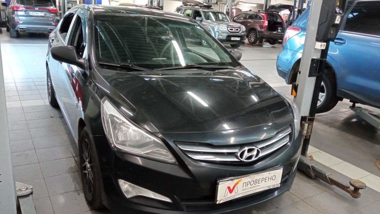 Hyundai Solaris 2016 года, 123 000 км - вид 2