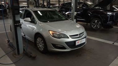 Opel Astra 2013 года, 201 358 км - вид 2