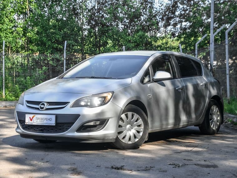 Opel Astra, 2013