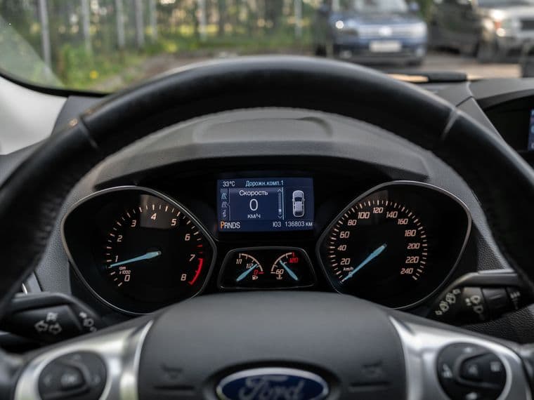 Ford Kuga, 2016 - вид 4