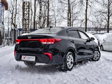 KIA Rio 2018 года, 207 485 км - вид 2