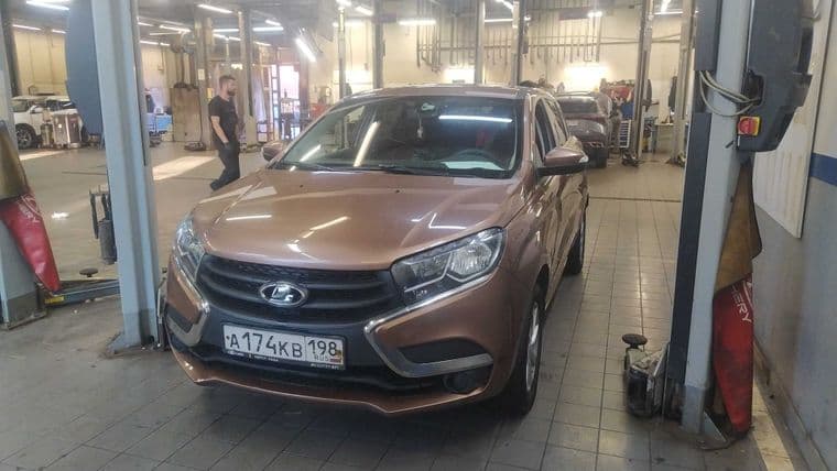 ВАЗ (LADA) XRAY 2018 года, 119 846 км - вид 1