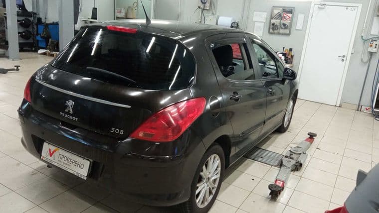 Peugeot 308, 2012 - вид 3