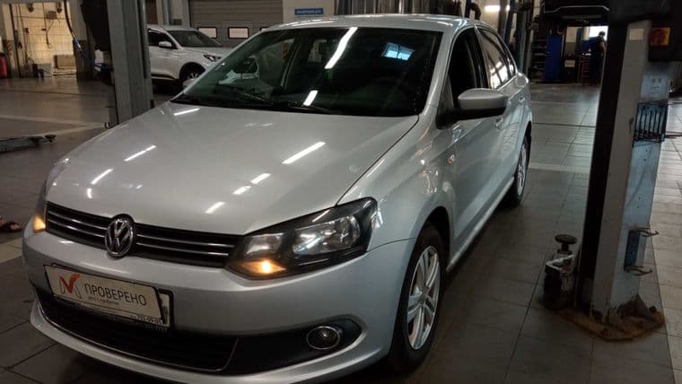 Volkswagen Polo 2011 года, 144 000 км - вид 1