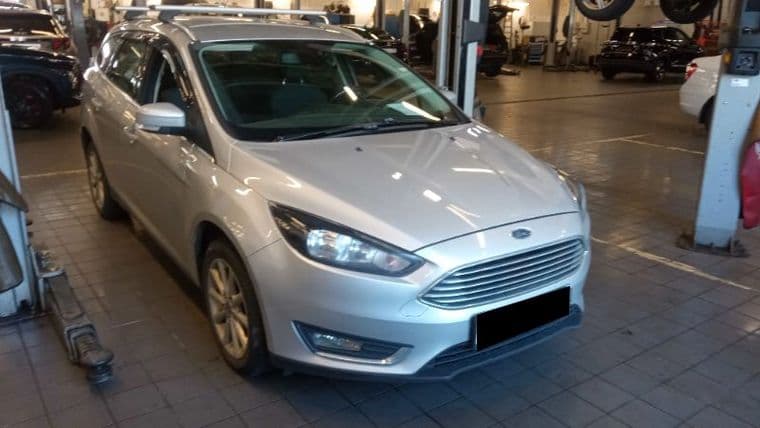 Ford Focus 2017 года, 180 312 км - вид 2