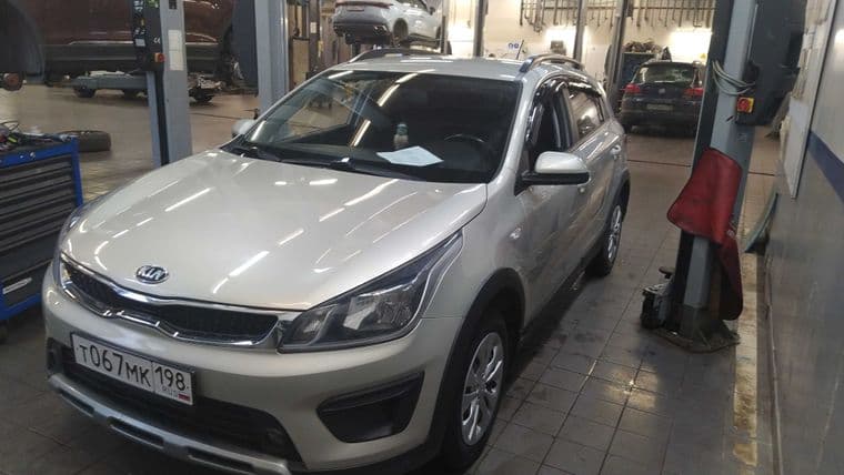 KIA Rio X-Line 2019 года, 97 066 км - вид 1