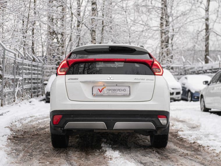 Mitsubishi Eclipse Cross, 2018 - вид 3