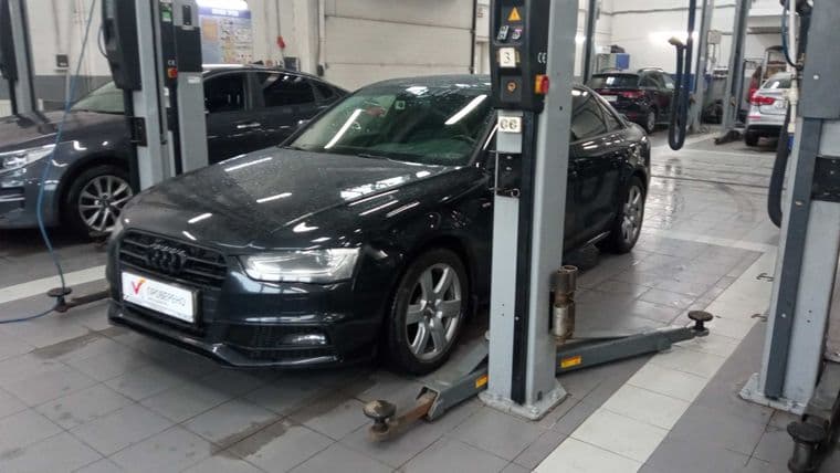 Audi A4, 2014