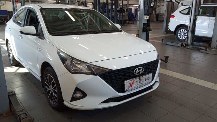 Hyundai Solaris 2020 года, 60 117 км - вид 2