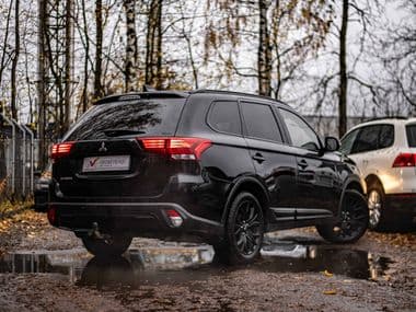 Mitsubishi Outlander 2021 года, 185 985 км - вид 2