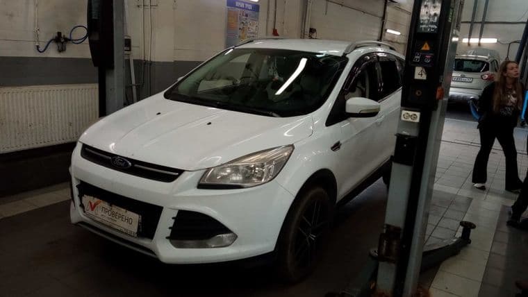 Ford Kuga 2014 года, 227 473 км | VIN 23301 - вид 1