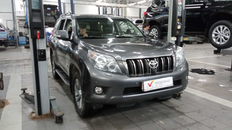 Toyota Land Cruiser Prado, 2012 - вид 1