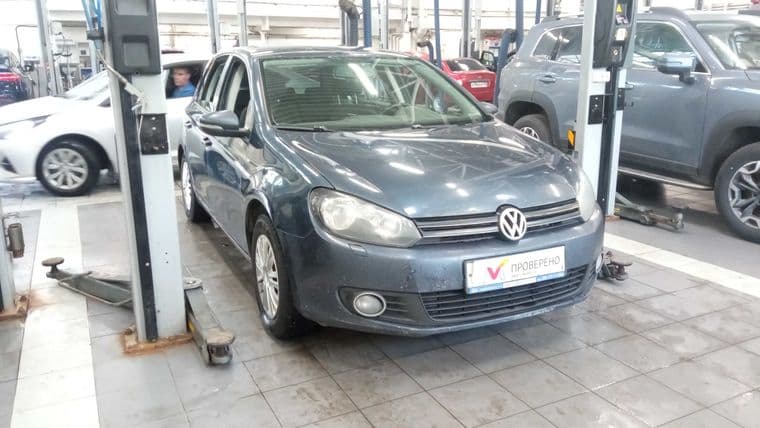 Volkswagen Golf, 2010 - вид 1