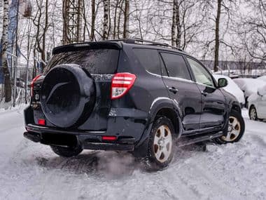 Toyota RAV4 2012 года, 120 000 км - вид 2