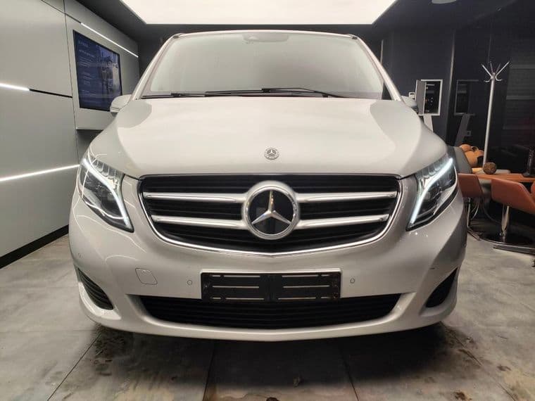 Mercedes-Benz V-класс, 2018 - вид 1