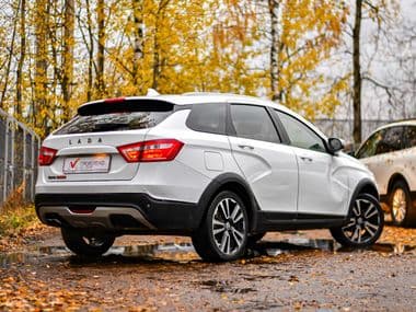 ВАЗ (LADA) Vesta 2021 года, 97 000 км - вид 2